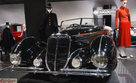 Petersen Auto Museum 1_11-152