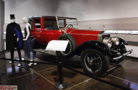 Petersen Auto Museum 1_11-161