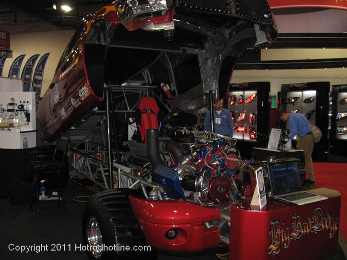 sema nov 2  2011 038