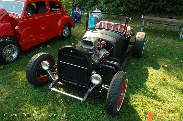 Billy Barnes 28 Ford rat rod