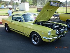 22nd Annual Vista Rod Run 192