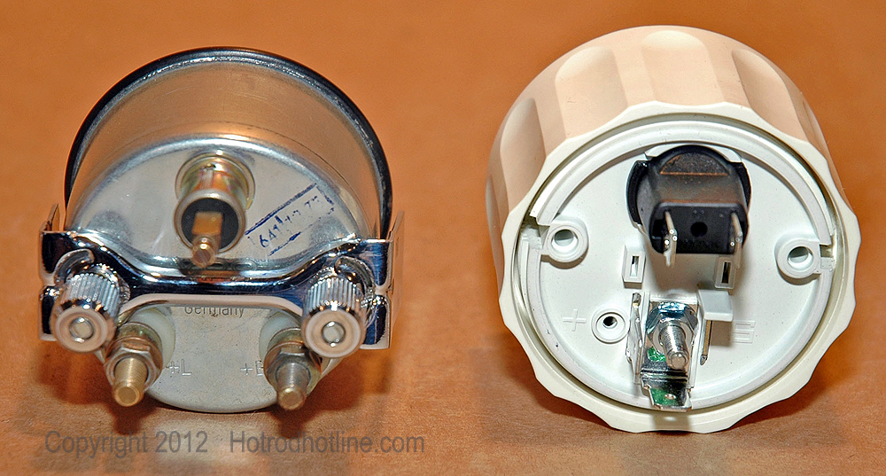 Vdo Voltmeter Wiring Diagram from www.hotrodhotline.com