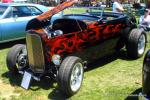 “Best Flames Award” – a 1932 Ford Hot Rod “burns” with its 390 HP motor thanks to owner David Dennis.