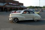 Friday Night Cruise at Village Square44